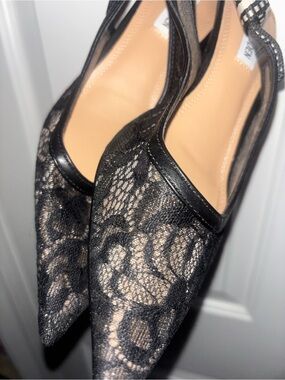 Steve Madden Black Lace Pointed Slingback Flats